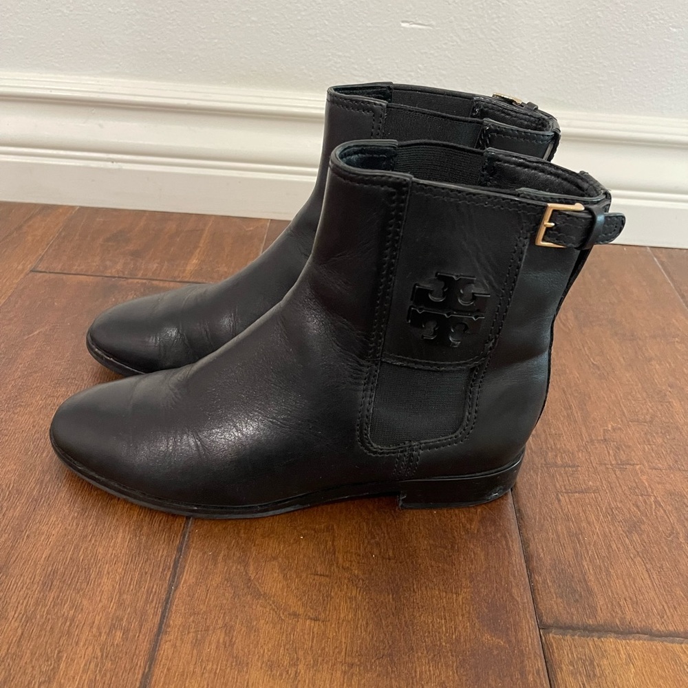 Tory Burch Wyatt Chelsea Bootie, Size 6.5
